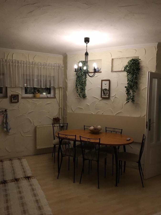 Tocc Apartman Gyál Exteriör bild