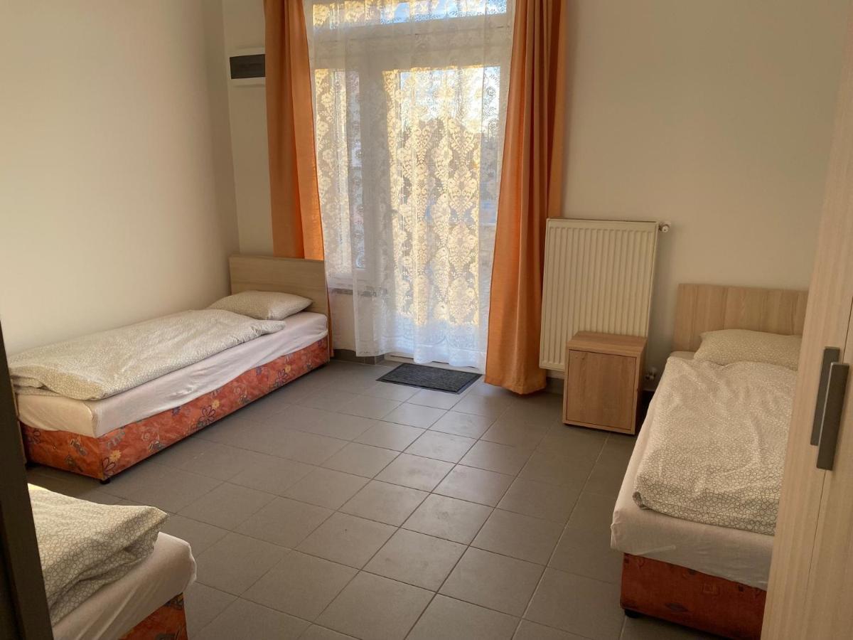 Tocc Apartman Gyál Exteriör bild