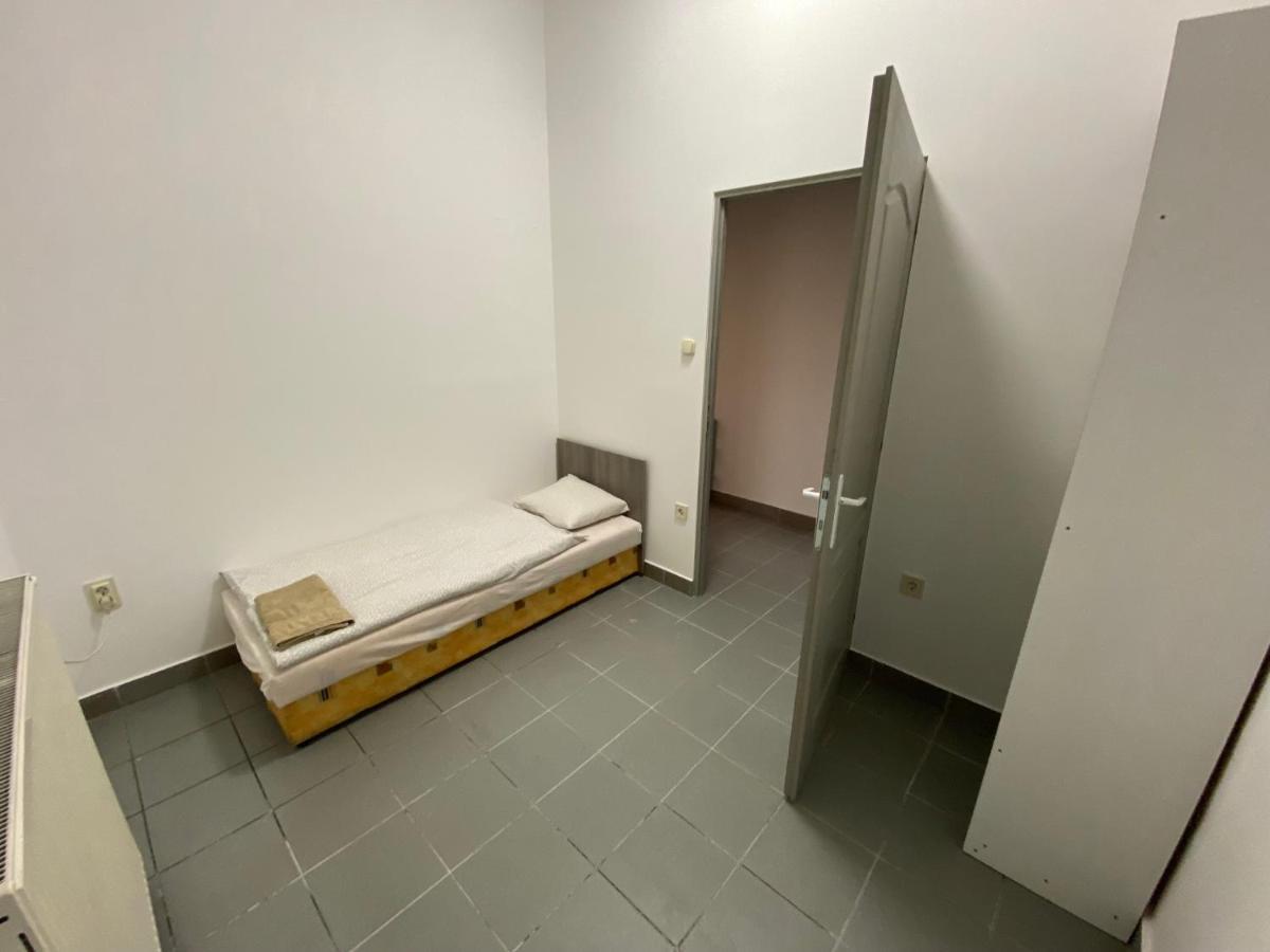 Tocc Apartman Gyál Exteriör bild