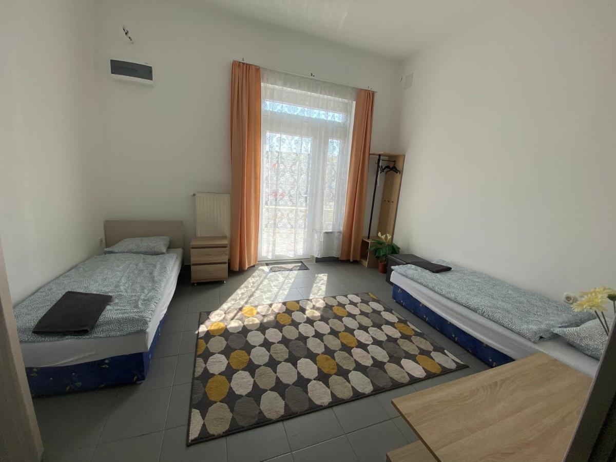Tocc Apartman Gyál Exteriör bild