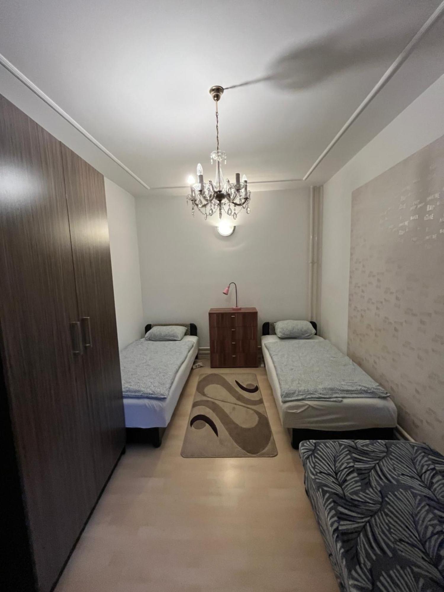 Tocc Apartman Gyál Exteriör bild