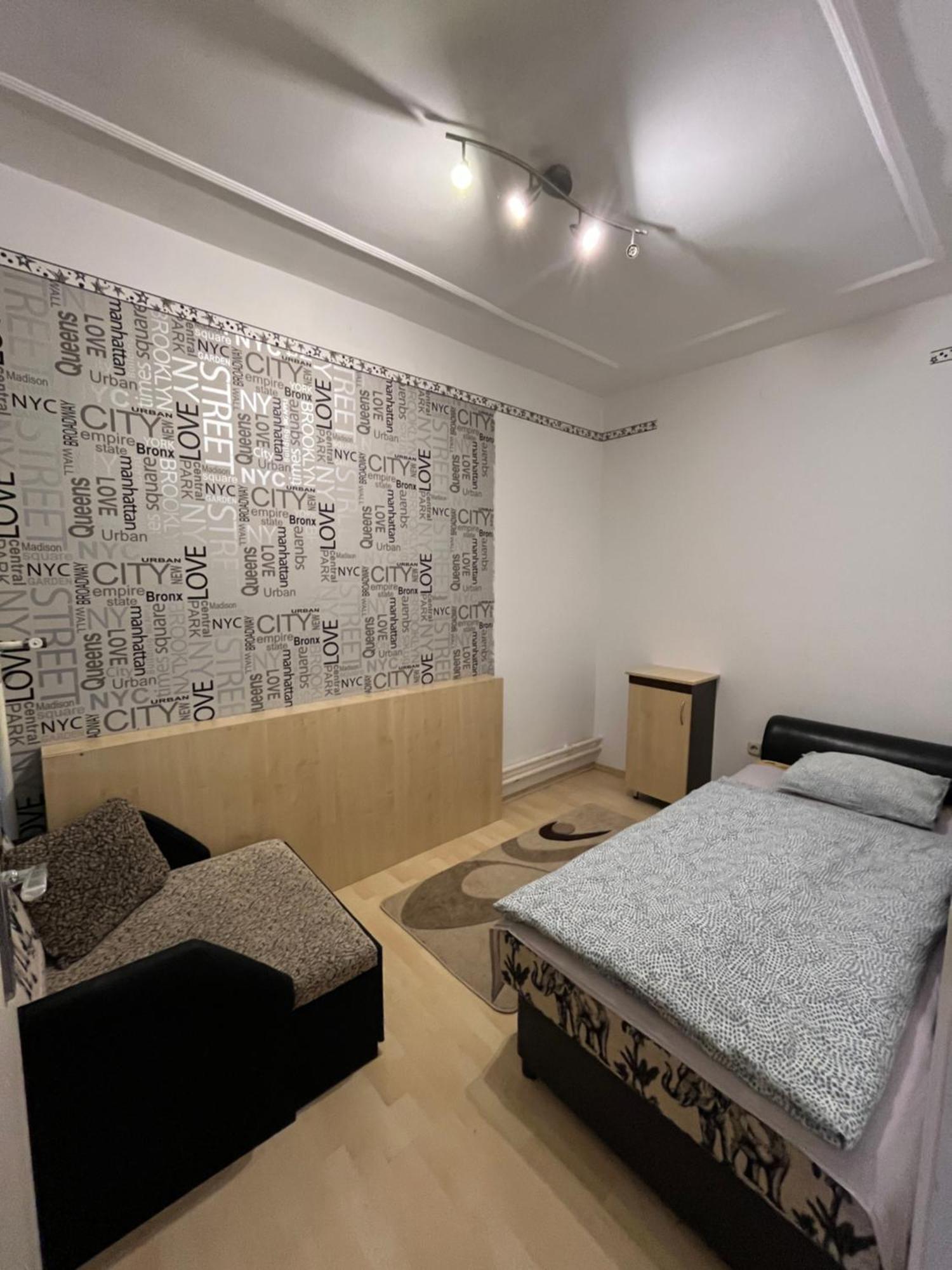 Tocc Apartman Gyál Exteriör bild