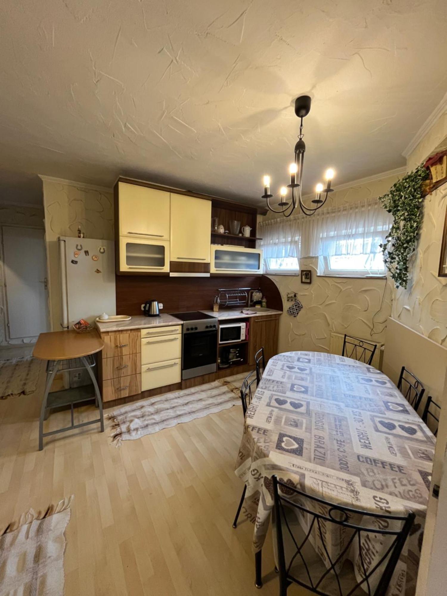 Tocc Apartman Gyál Exteriör bild